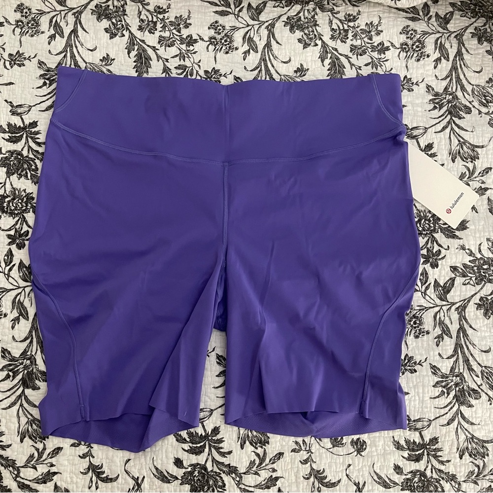 Lululemon Base Pace High Rise 8 inch Shorts Size 20